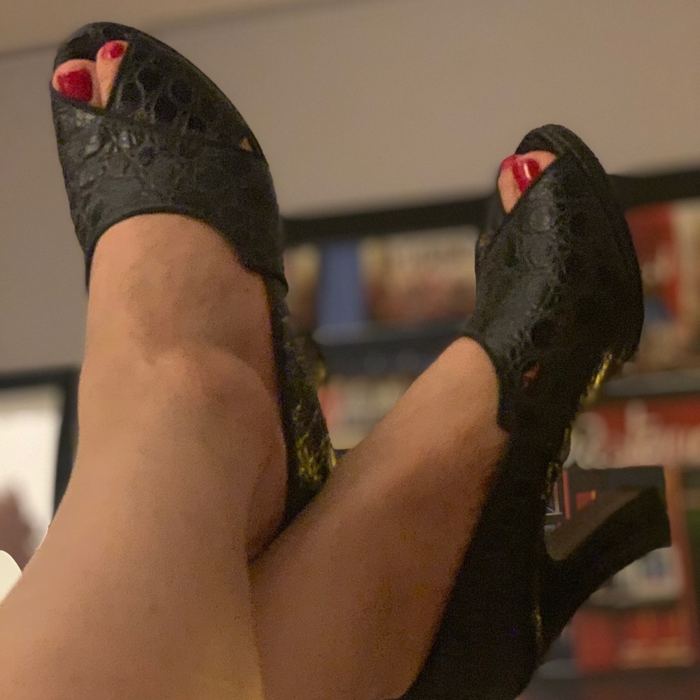 Chie Mihara Pumps